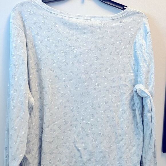 Hippie Rose Trendy Plus Size Ruched Hook-and-Eye-Front Top - Picture 6 of 6